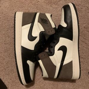 Jordan retro 1 HIGH DARK MOCHA